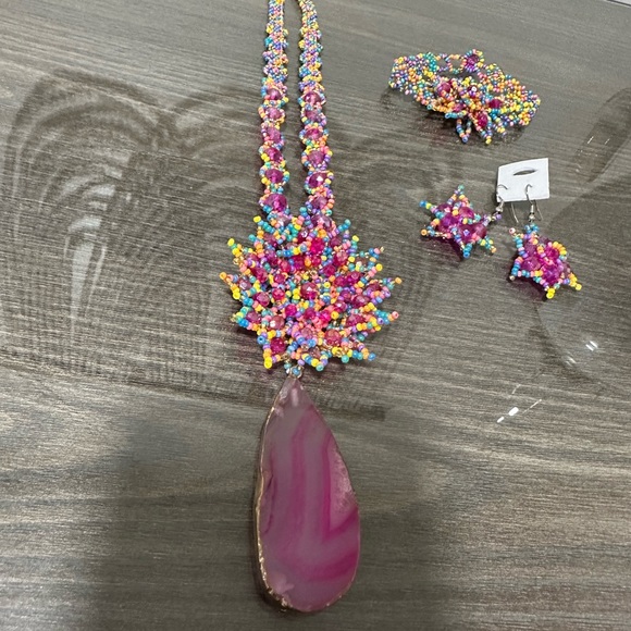 🔥🔥🔥 Super Cute Jewelry Set !! - Picture 2 of 5